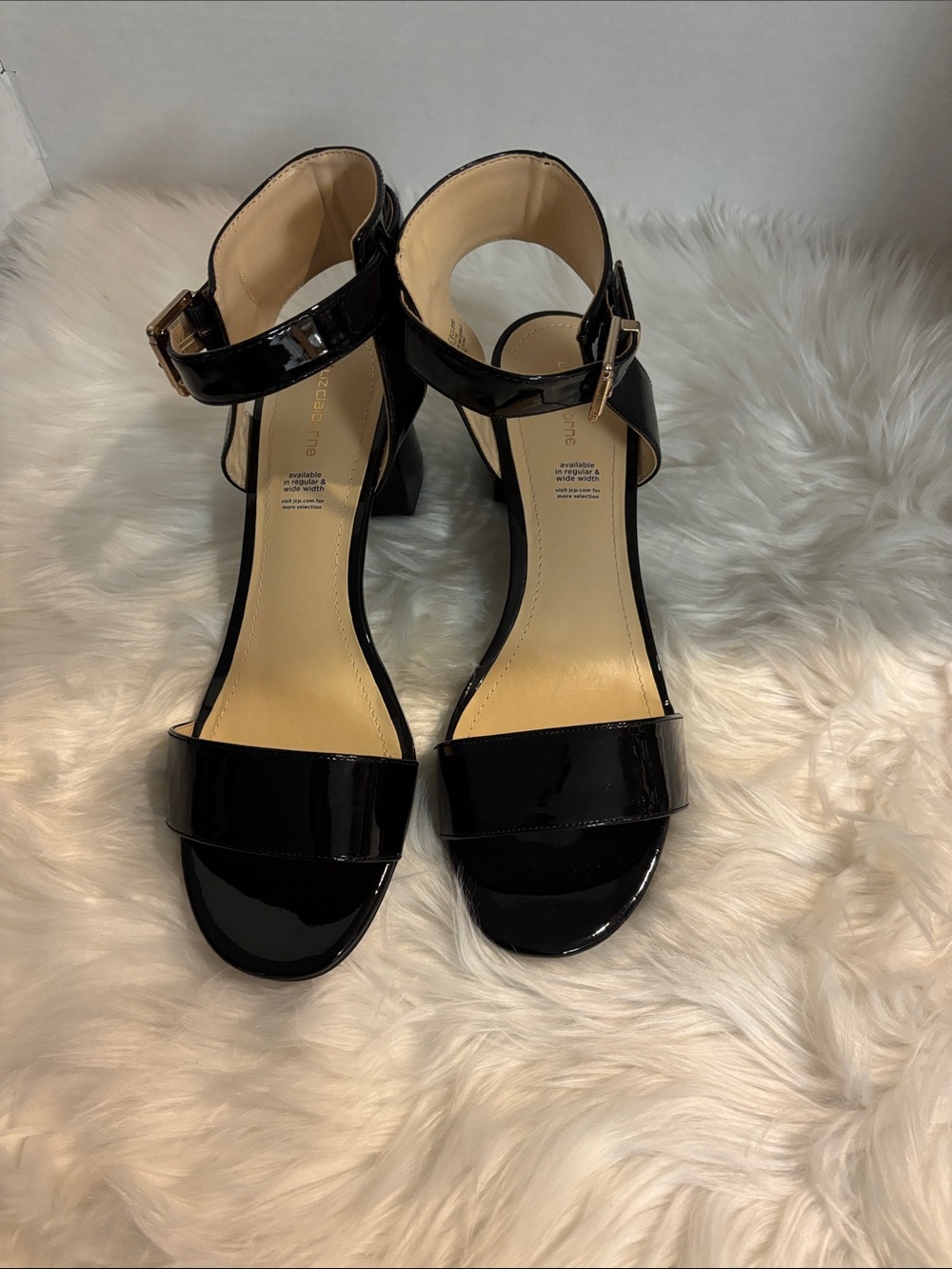 Liz Claiborne Black Patent Block Heel Sandals